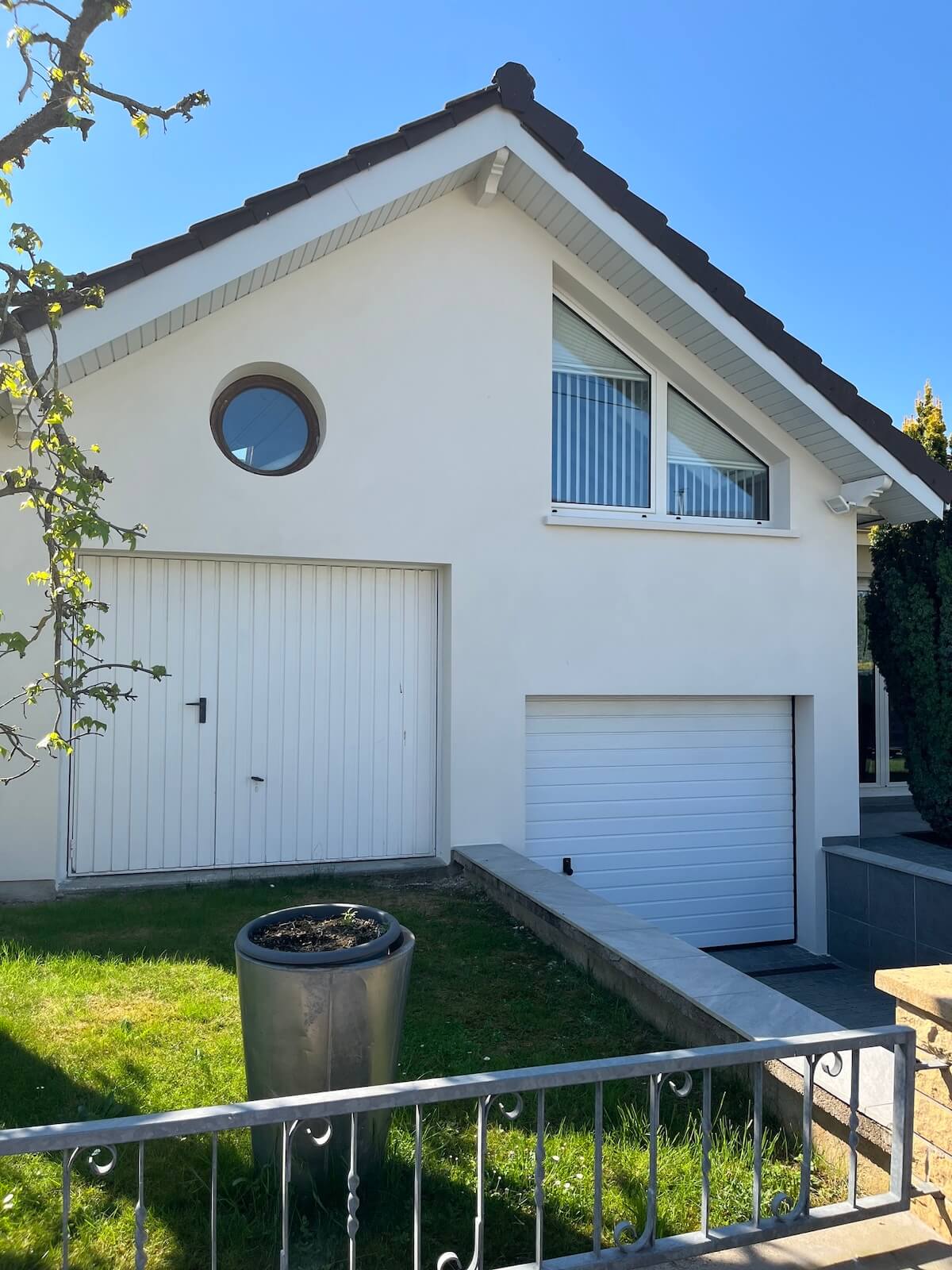 Enduiest Lorraine- Ravalement de façades avec un enduitt bi-couche Weber